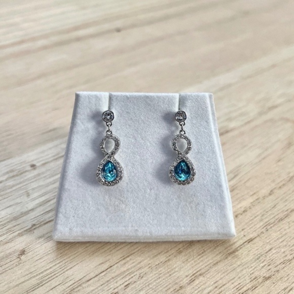 Silver/ Blue Cz Infinity Pendant Earrings